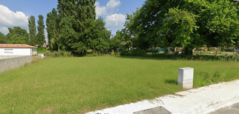 Terrain constructible - 488 m²