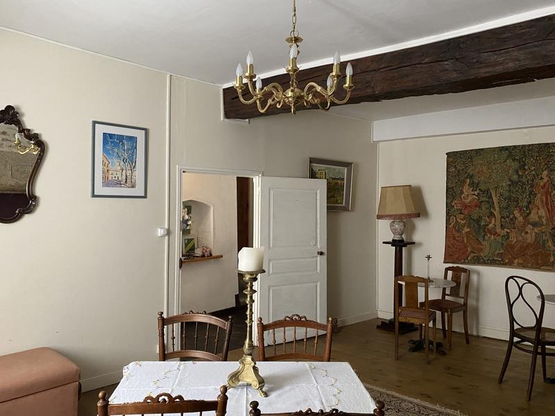 Maison ancienne - 190 m² - 6 pièces