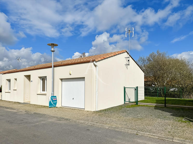 Maison - 80 m² - 3 pièces