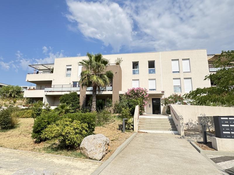 Appartement - 66 m² - 3 pièces