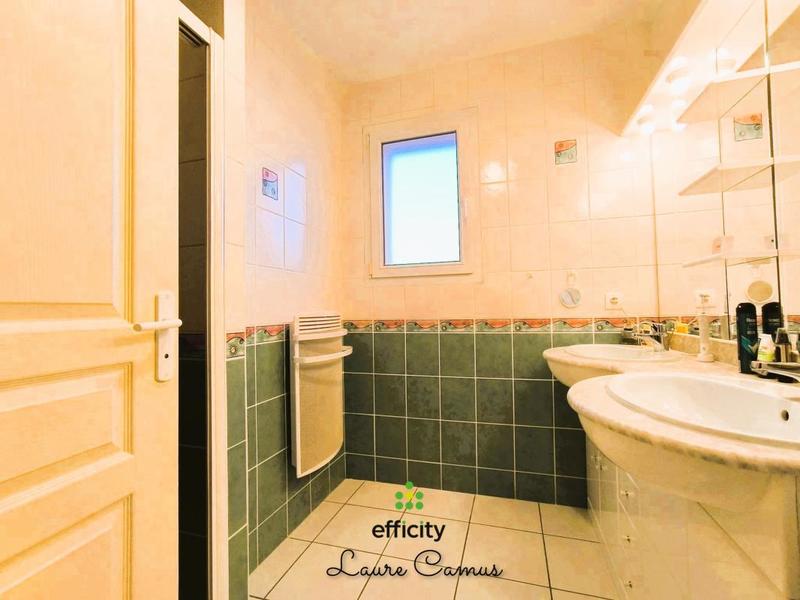 Maison - 104 m² - 5 pièces