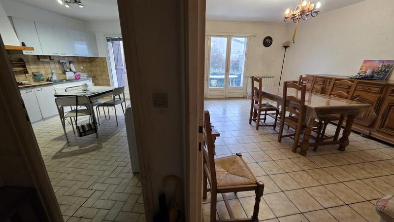 Maison - 101 m² - 5 pièces