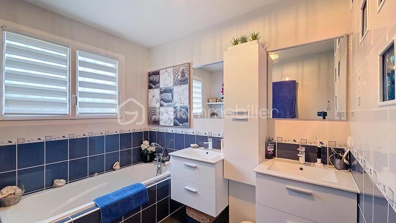 Maison - 144 m² - 6 pièces