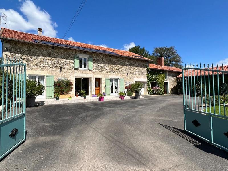 Maison - 174 m² - 6 pièces