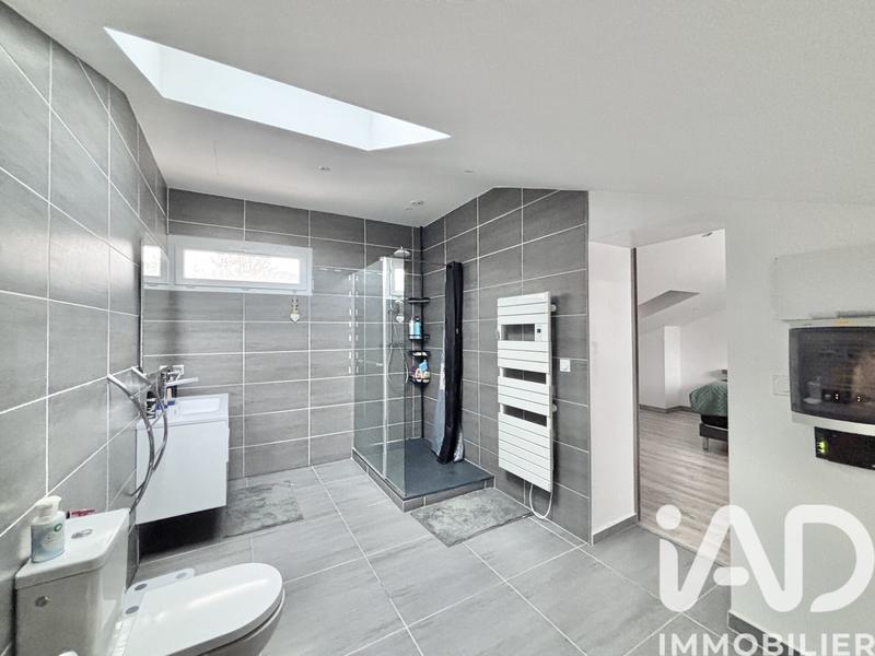 Maison - 171 m² - 6 pièces