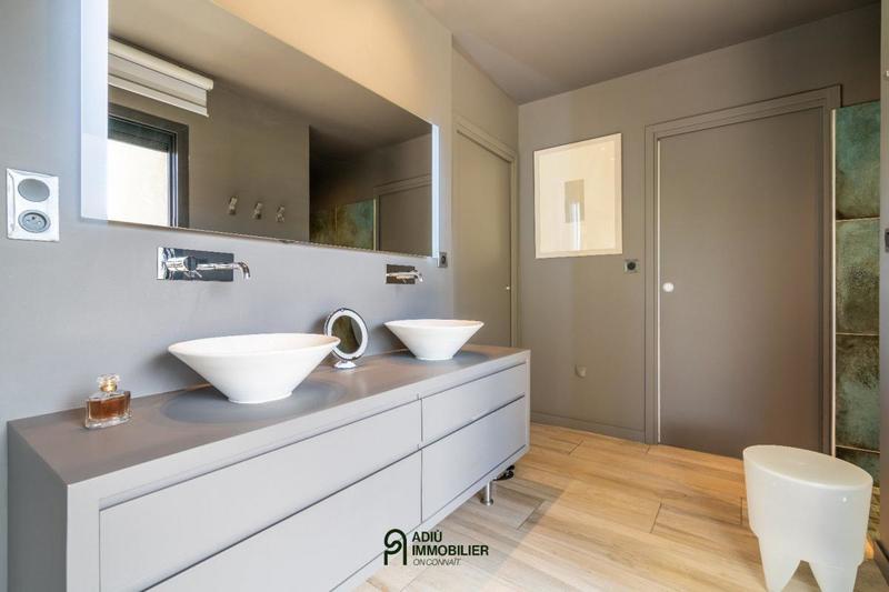 Maison - 190 m² - 6 pièces