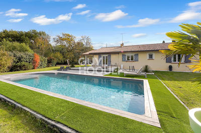 Maison - 143 m² - 6 pièces