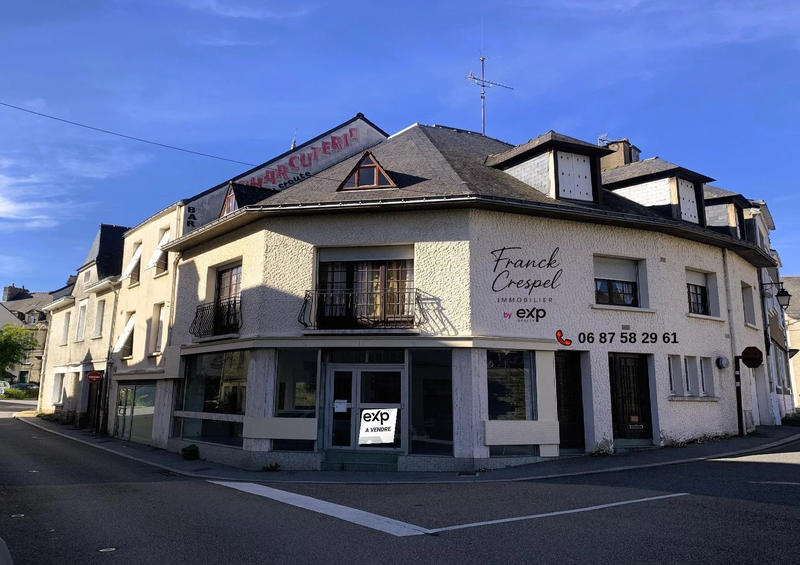 Maison - 194 m² - 13 pièces