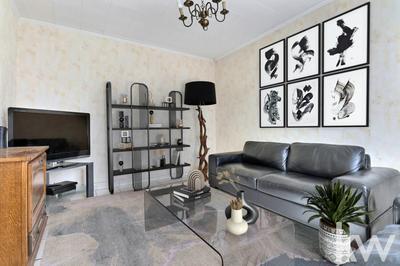 Maison - 147 m² - 7 pièces