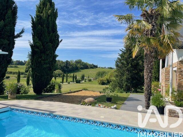 Maison de maîtres - 210 m² - 7 pièces