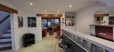 Maison - 200 m² - 8 pièces