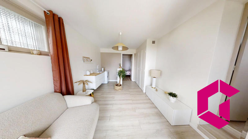 Maison - 140 m² - 4 pièces