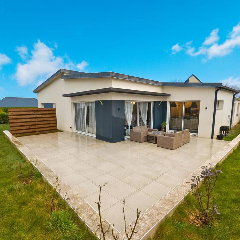 Maison - 103 m² - 4 pièces