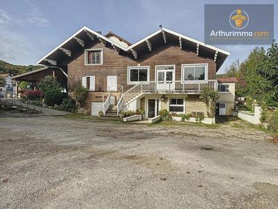 Magasins - 440 m² - 5 pièces