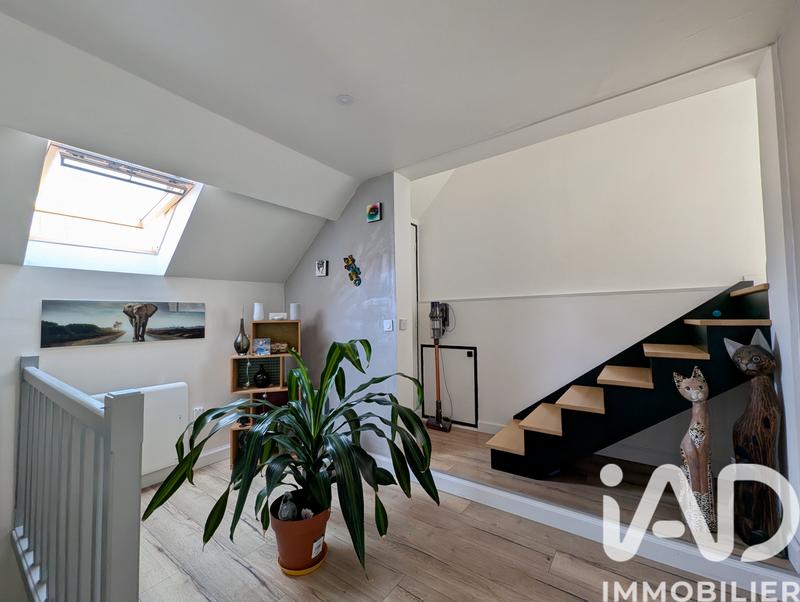 Maison - 180 m² - 6 pièces