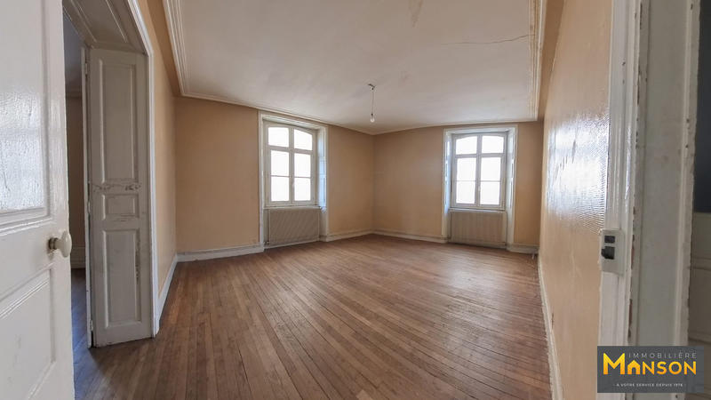 Appartement - 131 m² - 6 pièces