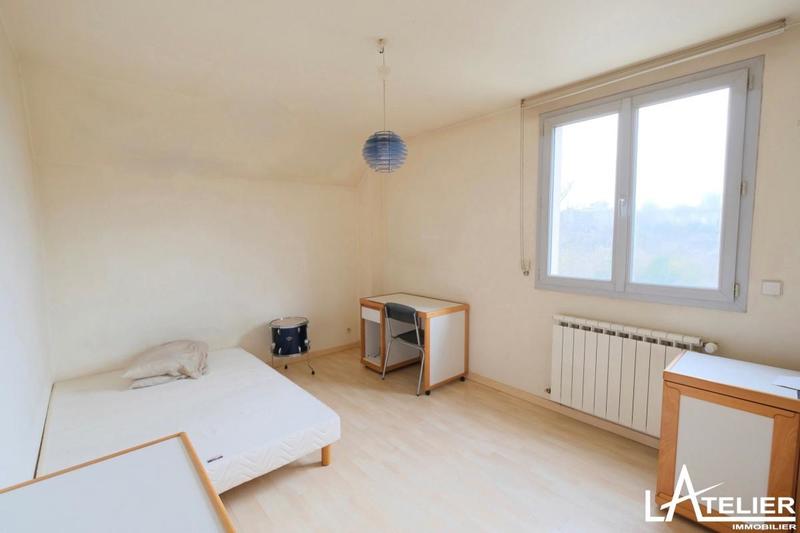 Maison - 196 m² - 7 pièces