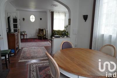 Maison - 195 m² - 8 pièces