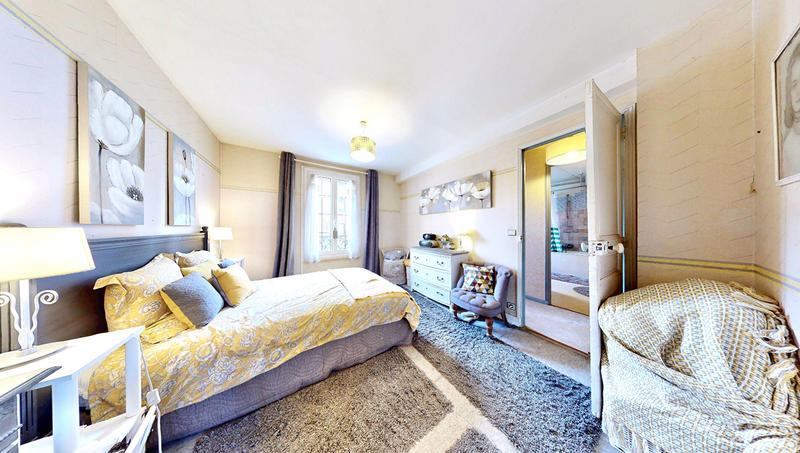 Maison - 193 m² - 7 pièces