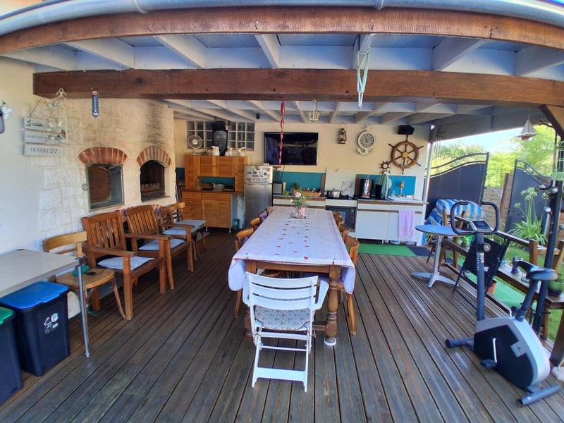 Maison - 140 m² - 6 pièces