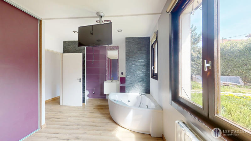 Maison - 103 m² - 5 pièces