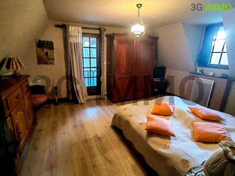 Maison - 170 m² - 6 pièces