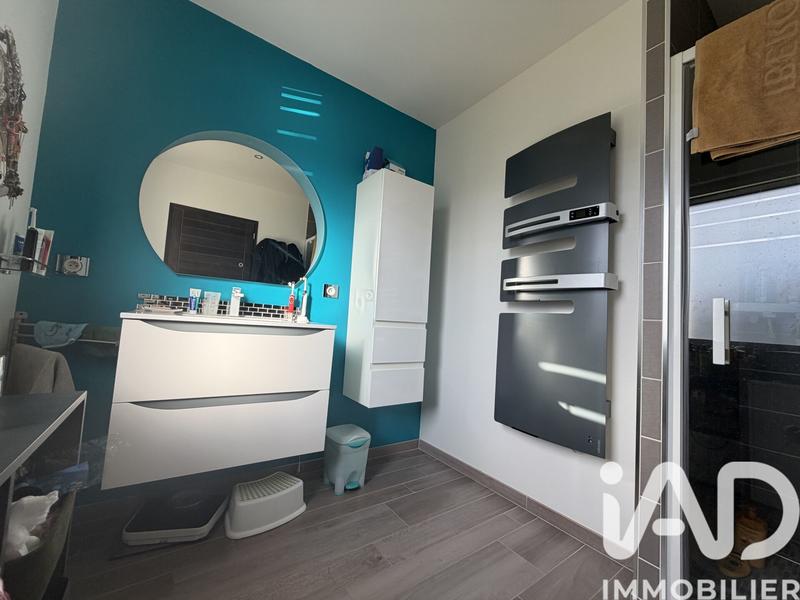 Maison - 230 m² - 5 pièces