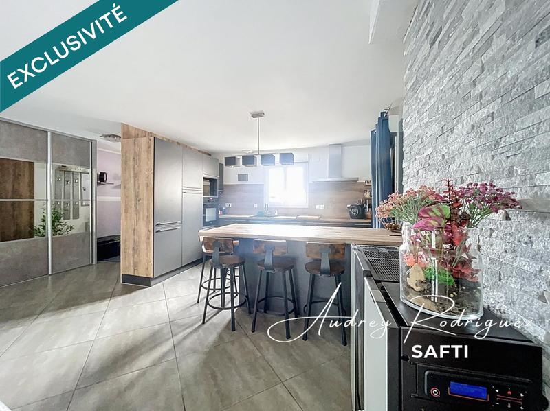 Maison - 138 m² - 6 pièces