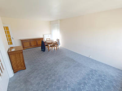 Appartement - 84 m² - 4 pièces