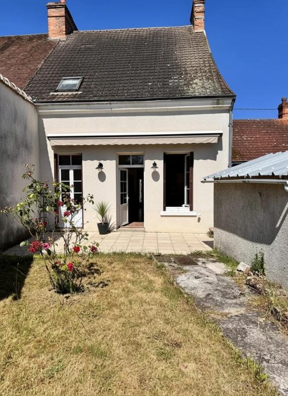 Maison - 99 m² - 5 pièces