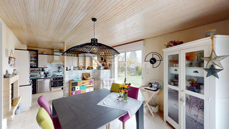 Maison - 93 m² - 4 pièces