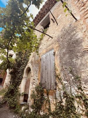 Maison de village - 251 m² - 5 pièces