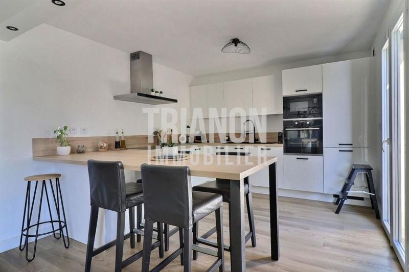 Maison - 161 m² - 7 pièces