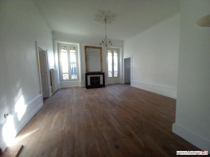 Appartement - 101 m² - 3 pièces