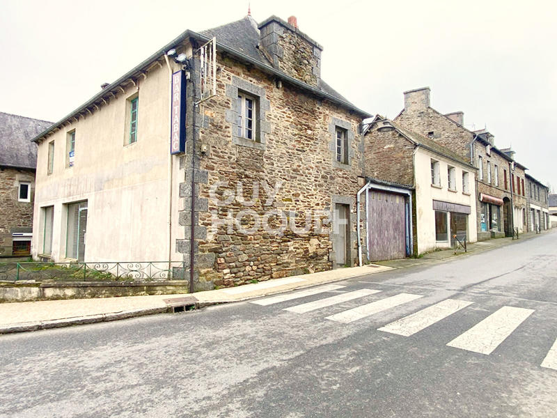 Maison - 325 m² - 6 pièces