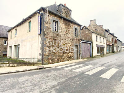 Maison - 325 m² - 6 pièces