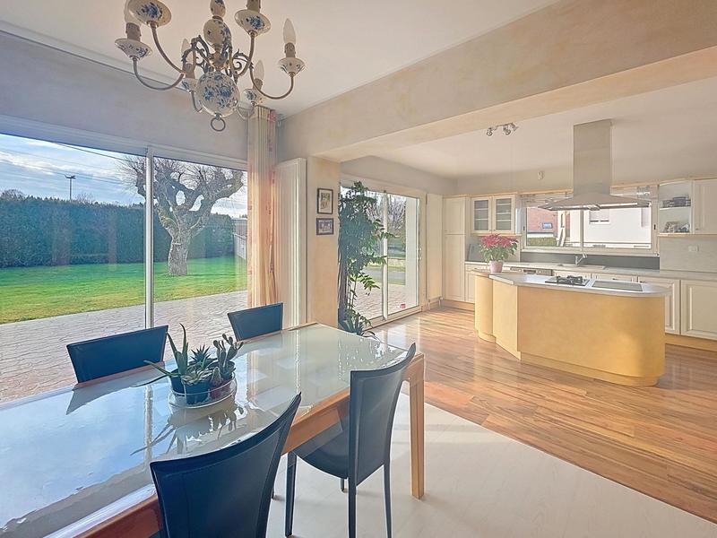 Maison - 197 m² - 5 pièces