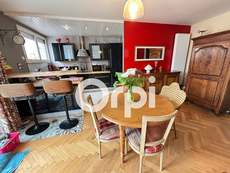 Maison - 95 m² - 4 pièces