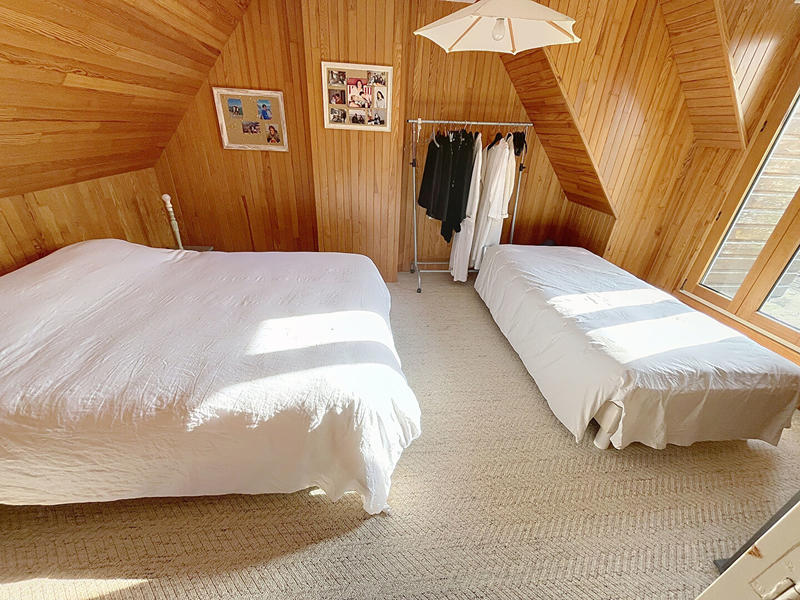 Maison - 261 m² - 9 pièces