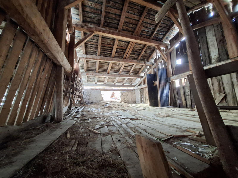 Maison - 300 m² - 3 pièces