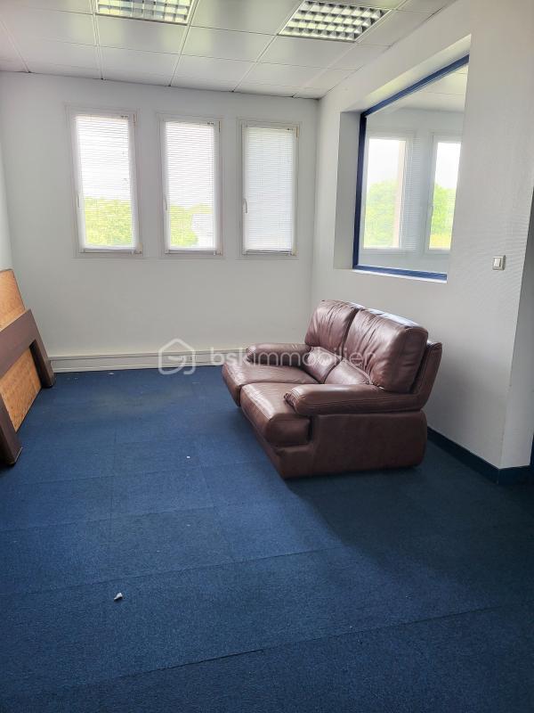 Local commercial - 800 m² - 13 pièces