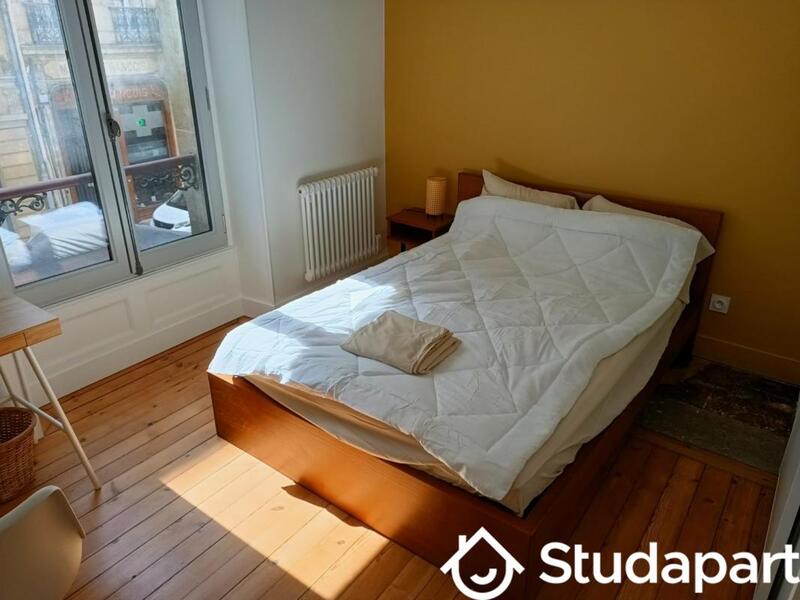 Chambre - 12 m² - 1 pièce