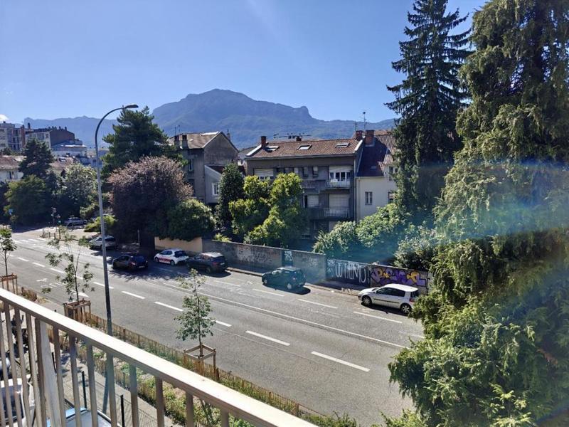 Appartement - 108 m² - 4 pièces