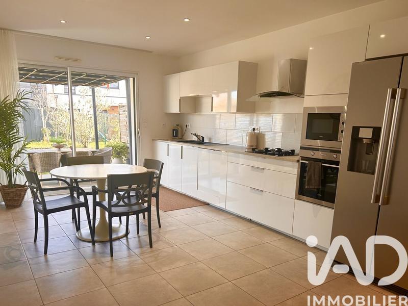 Maison - 136 m² - 5 pièces