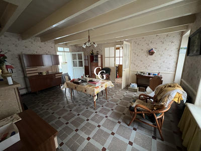 Maison ancienne - 242 m² - 11 pièces