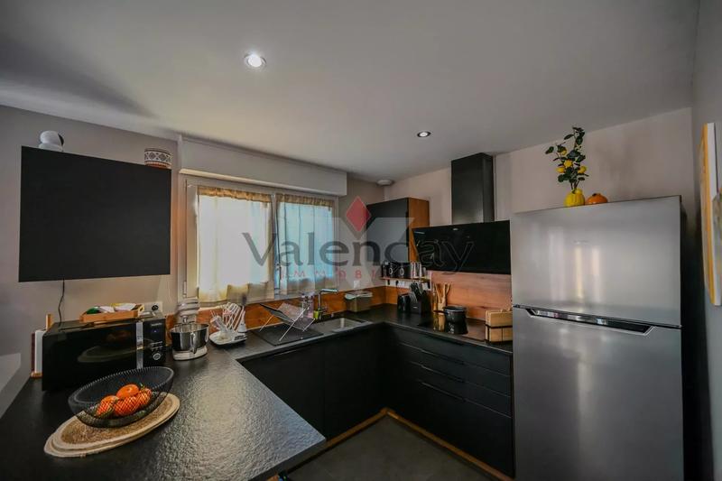 Maison - 85 m² - 4 pièces