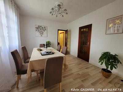 Maison - 157 m² - 7 pièces