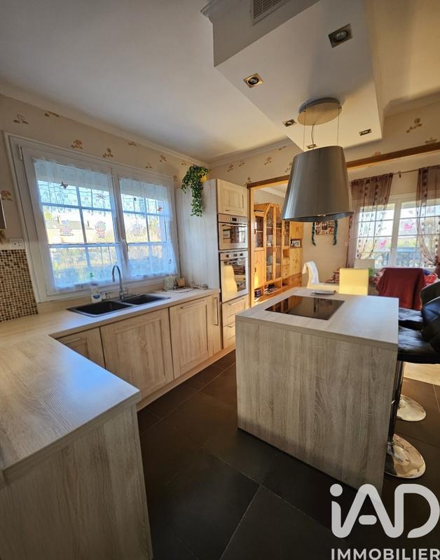 Maison - 127 m² - 6 pièces