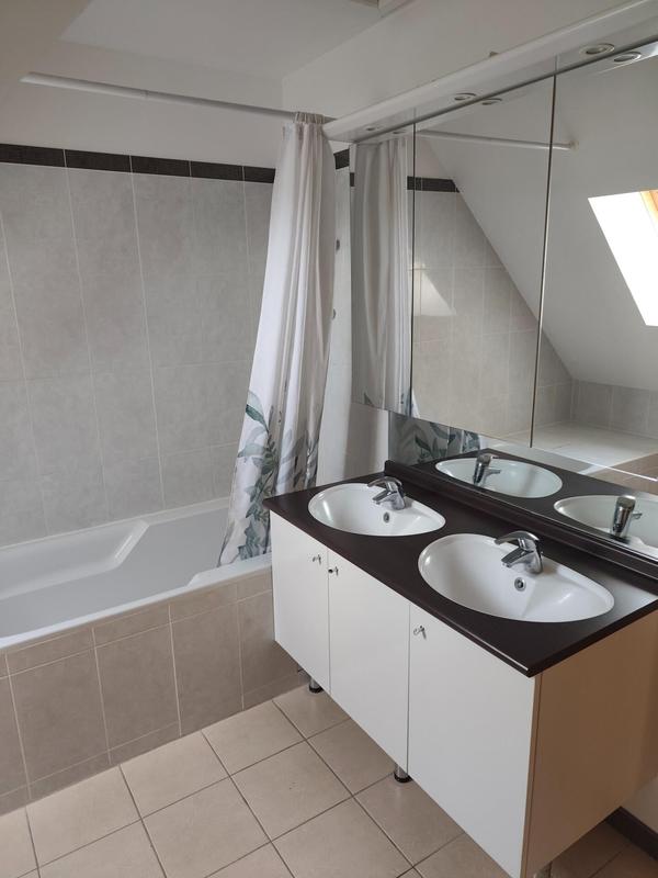 Maison - 120 m² - 4 pièces