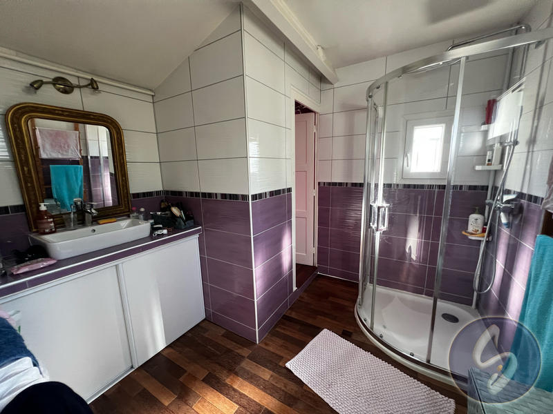 Maison - 162 m² - 7 pièces